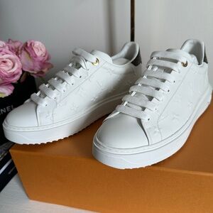 Louis Vuitton time out sneakers
